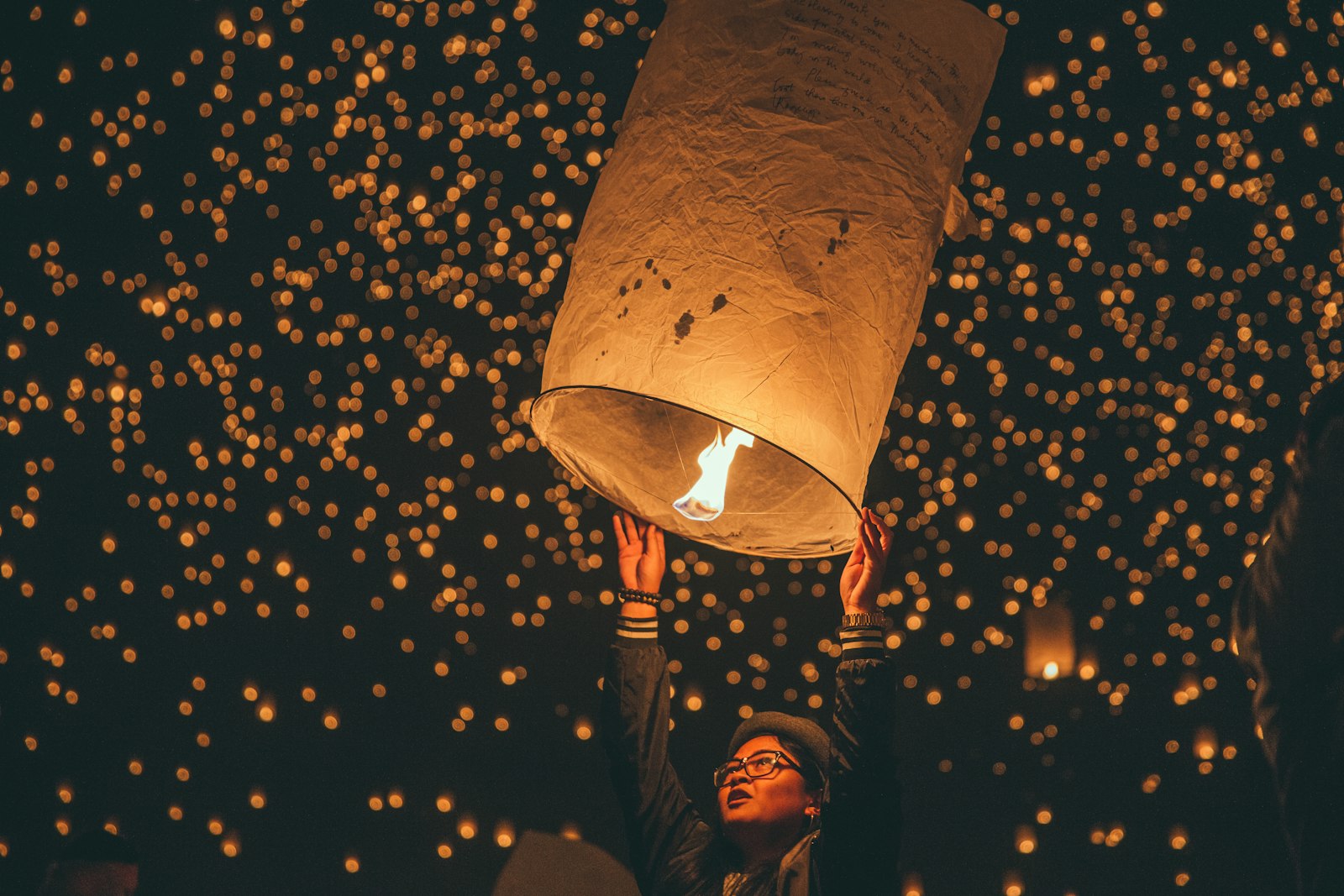 Release a Yi Peng lantern