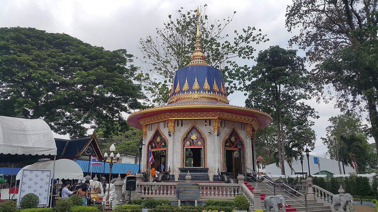 King Taksin shrine Chanthaburi
