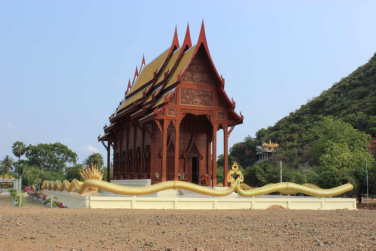 Wat Ao Noi teak temple and fishing bay