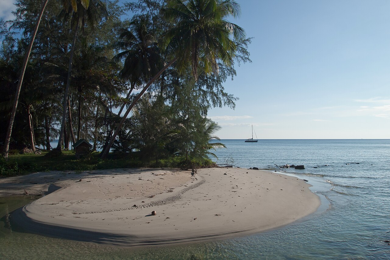 Koh Kood jungle beach