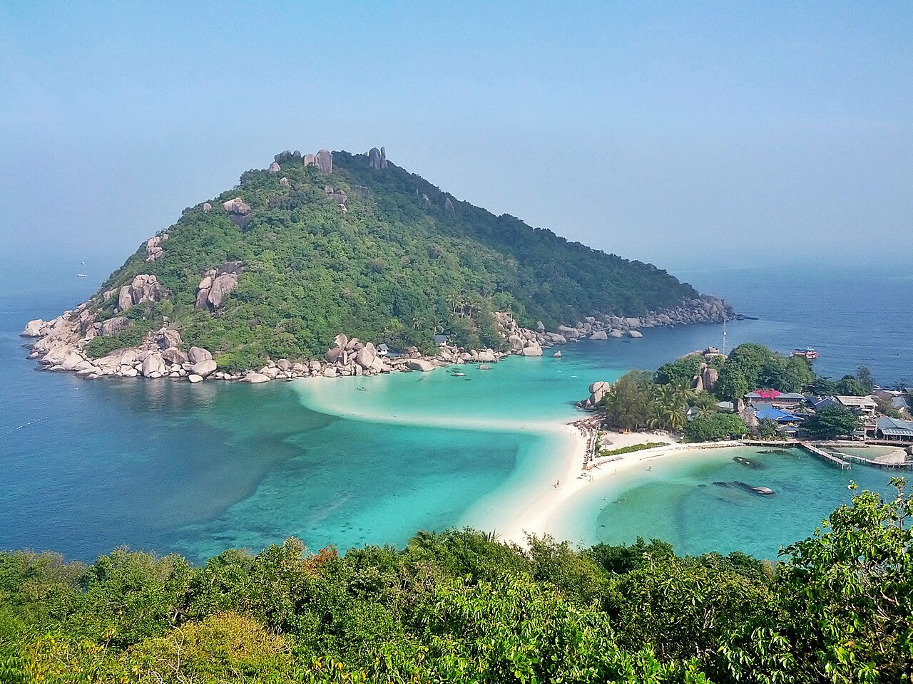 Green tropical coastline, Koh Tao