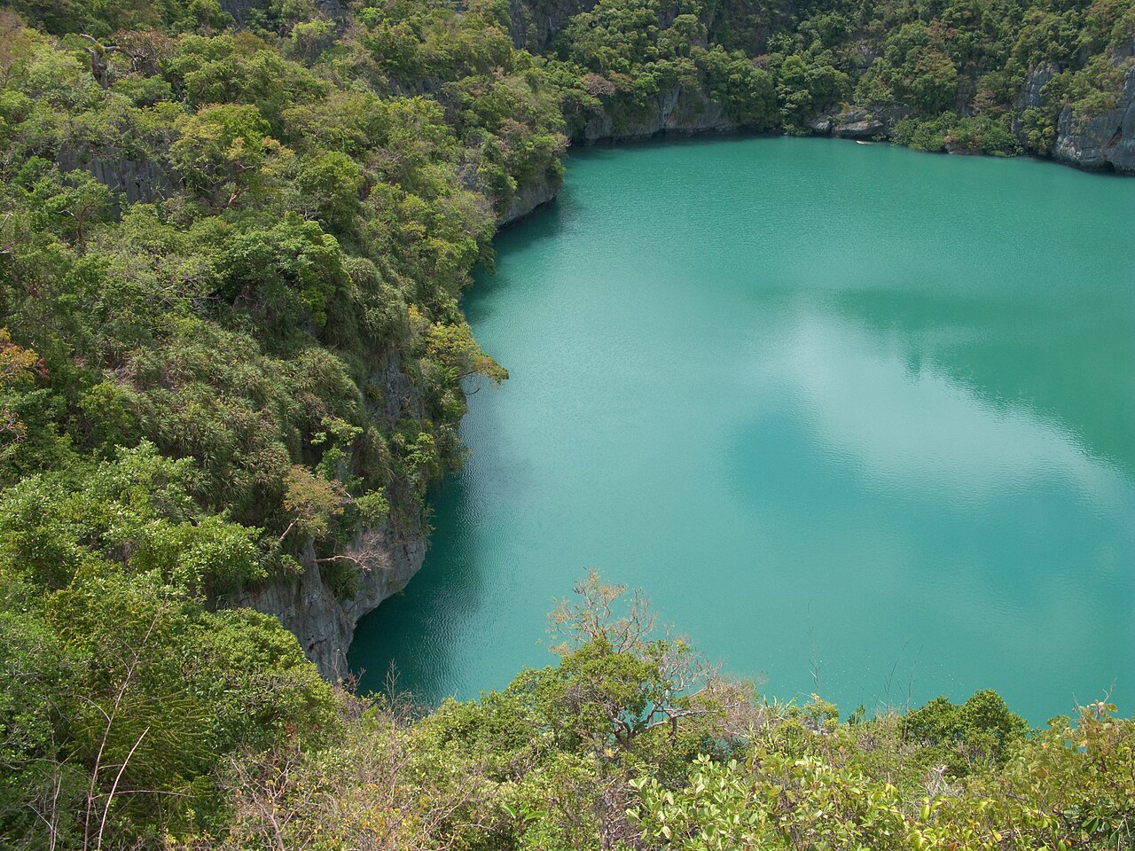 Ang Thong Marine Park lagoon